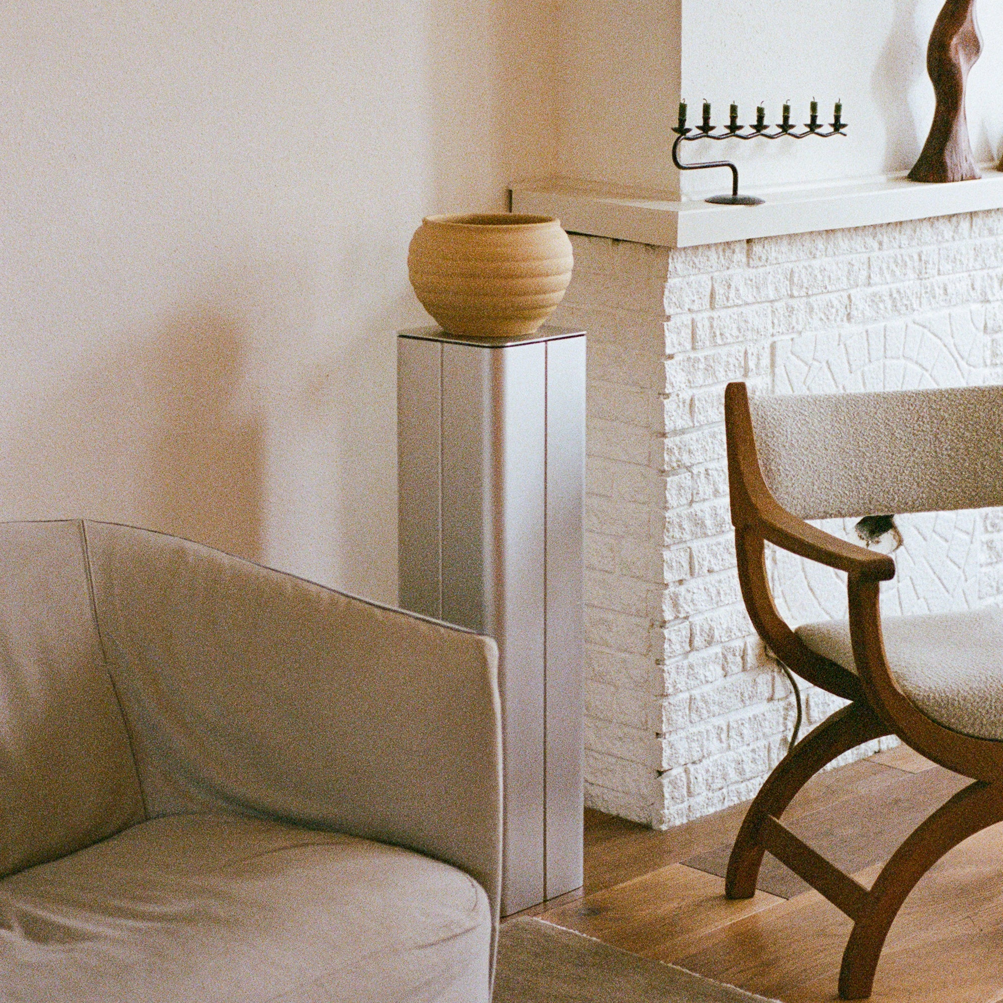 Gadroon Plinth