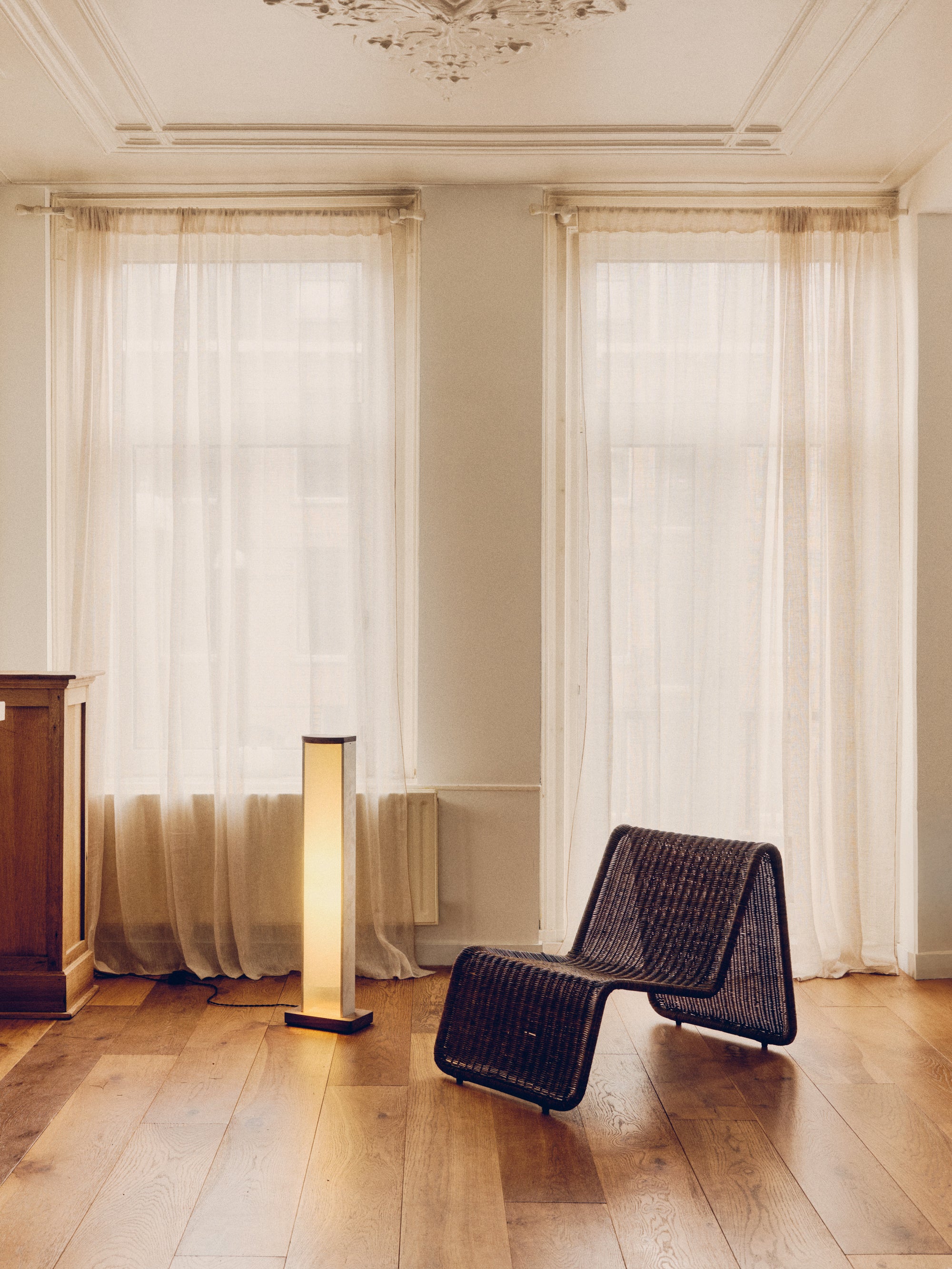 The Standard Lamp | Floor